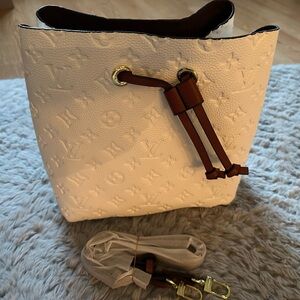 Upcycled Fashion Elegant White Designer Bucket Bag